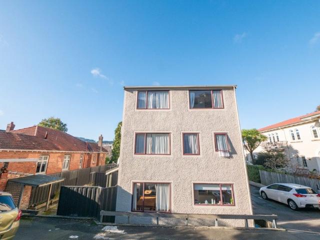House for rent in Otakou