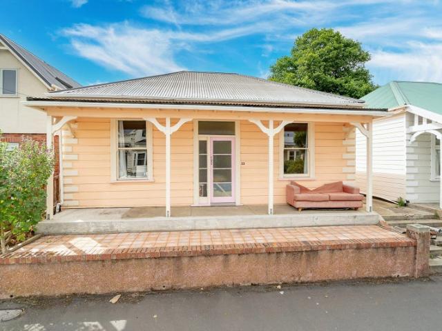 House for rent in Otakou