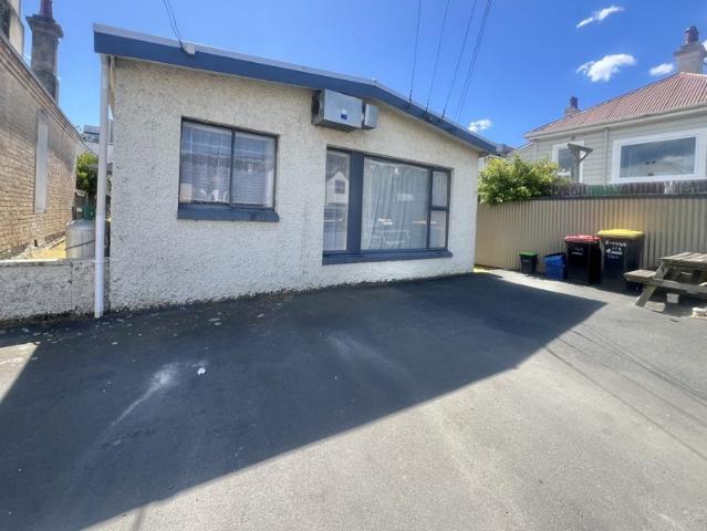 House for rent in Otakou