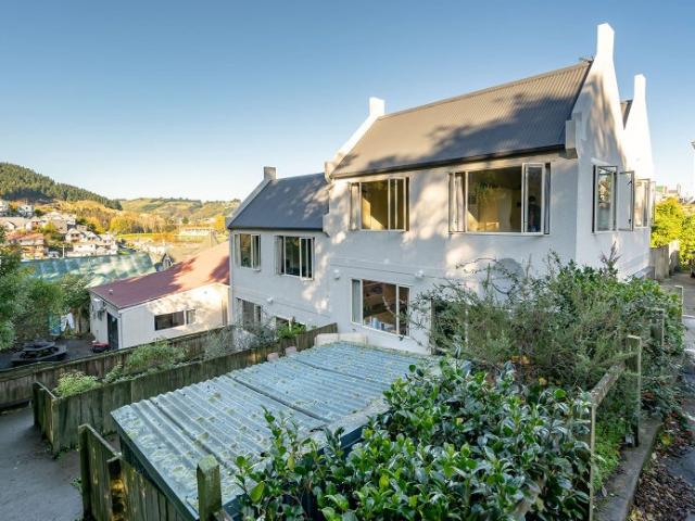 House for rent in Otakou