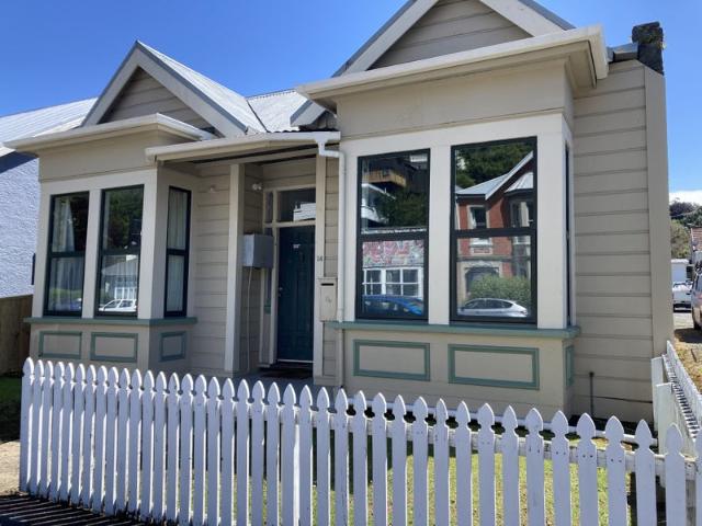 House for rent in Otakou
