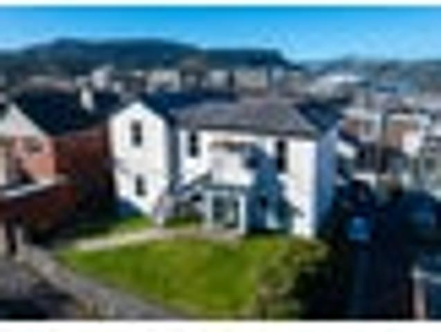 House for rent in Otakou