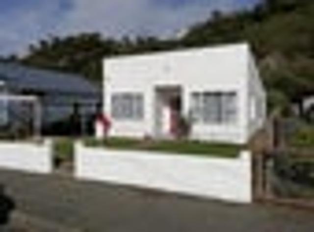 House for rent in Otakou