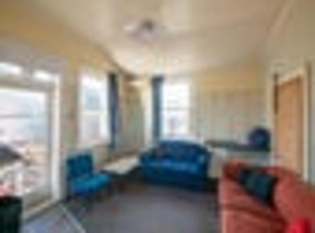 House for rent in Otakou