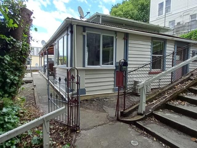 House for rent in Otakou