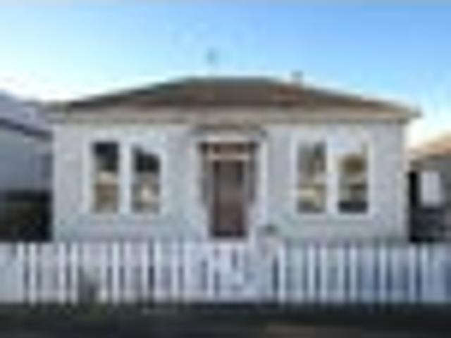 Apartment for rent in Otakou