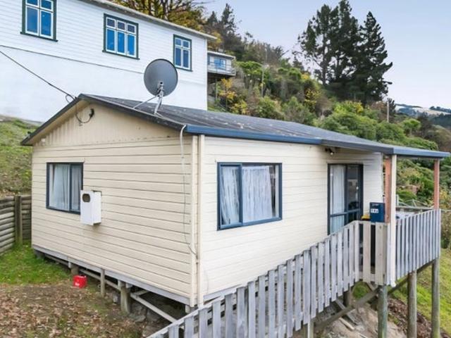House for rent in Otakou
