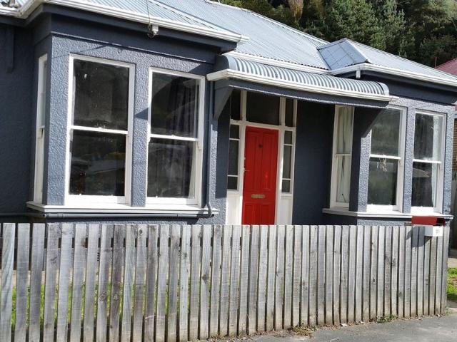 House for rent in Otakou