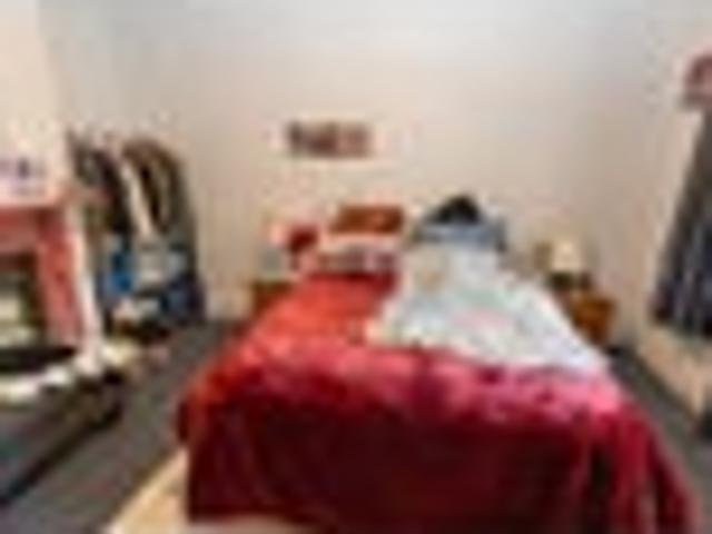 Townhouse for rent in Otakou