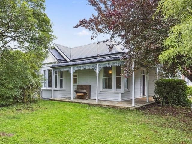House for rent in Otakou