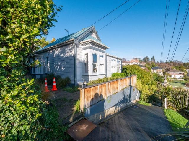 House for rent in Otakou