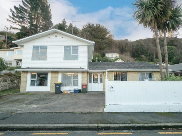 House for rent in Otakou