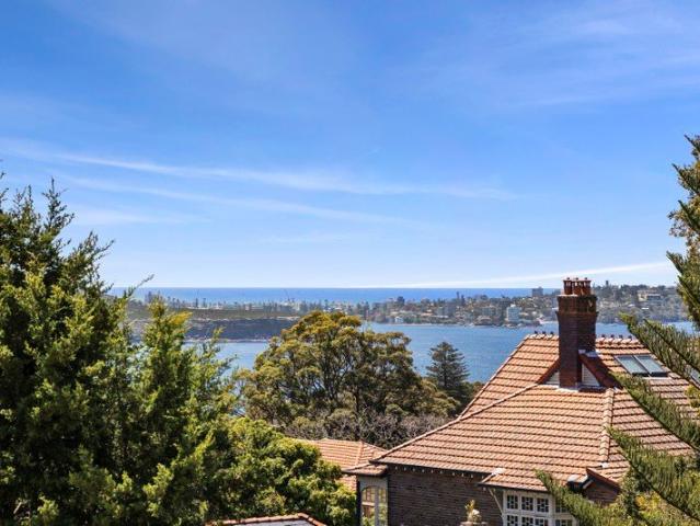 Apartment for sale in Lower North Shore, Sydney