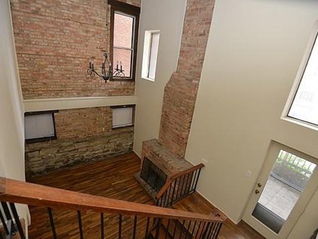 Apartment for rent in Chicago Park, Illinois