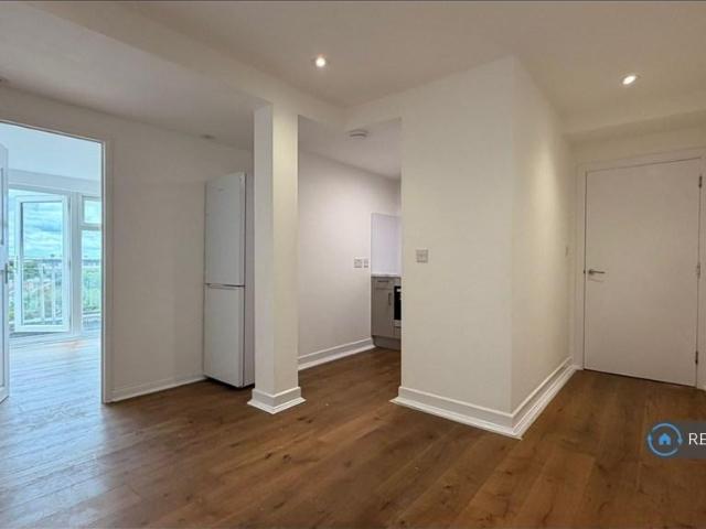 Apartment for rent in London Borough of Croydon, Greater London