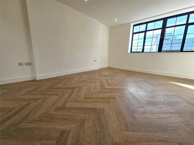 Studio for rent in London Borough of Croydon, Greater London