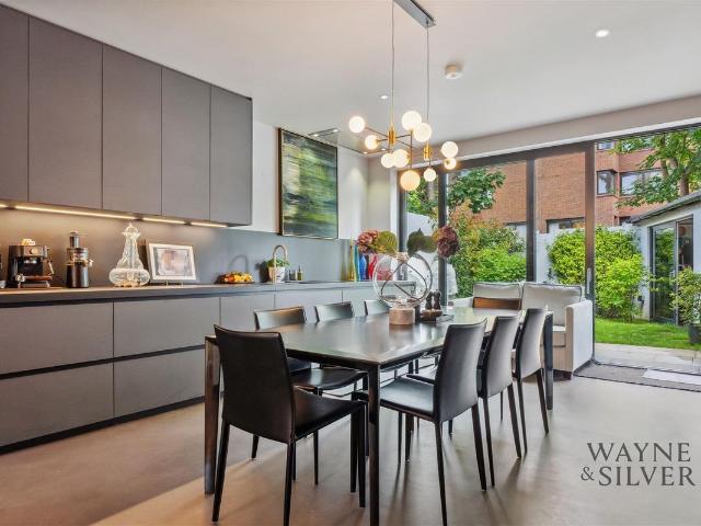 House for rent in London Borough of Barnet, Greater London