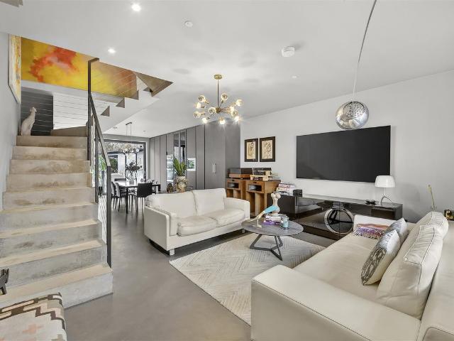 Apartment for rent in Golders Green, Isle Of Man