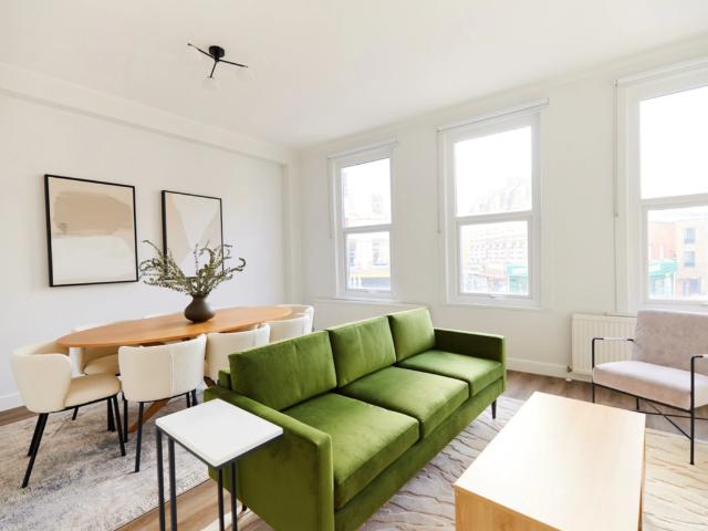 Apartment for rent in West Kensington, Greater London