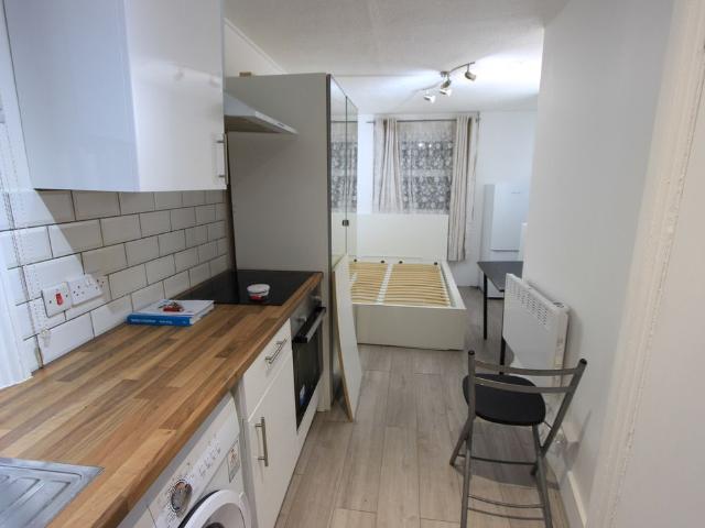 Studio for rent in West Kensington, Greater London