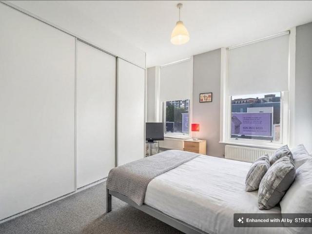 House for rent in West Kensington, Greater London