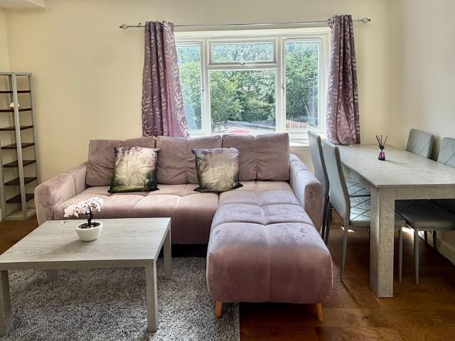 Apartment for rent in Wembley Stadium Industrial Estate, Greater London