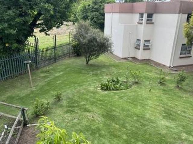 Townhouse for sale in Oriel, City of Ekurhuleni Metropolitan Municipality
