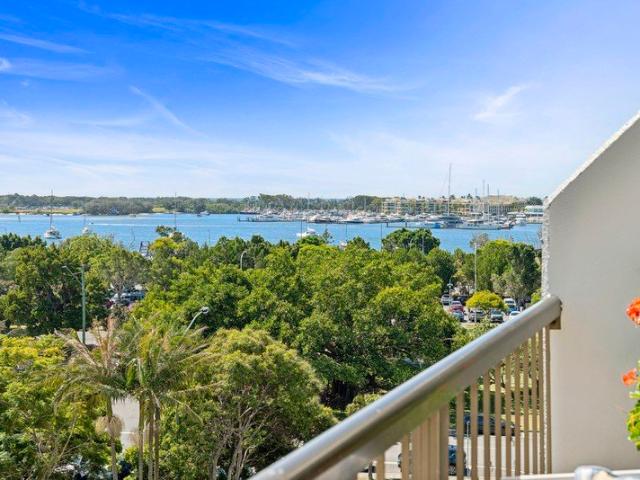 Apartment for sale in Fernbrook, Queensland