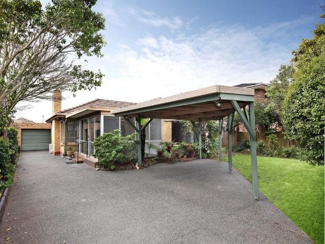 House for sale in Bentleigh East