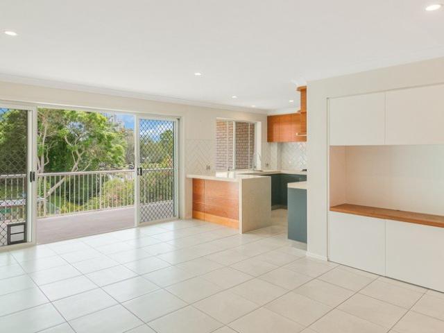 Apartment for rent in Coolangatta, Gold Coast City