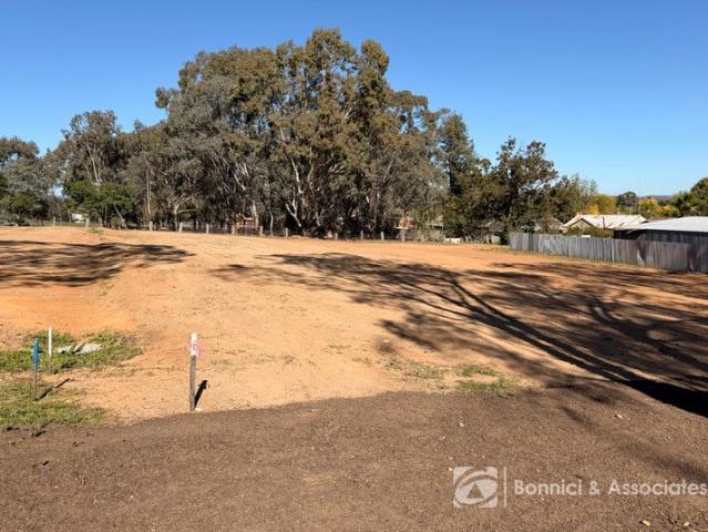 Land for sale in Chiltern, Victoria