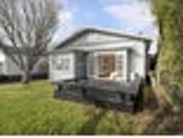 House for sale in Onehunga, Oroua County