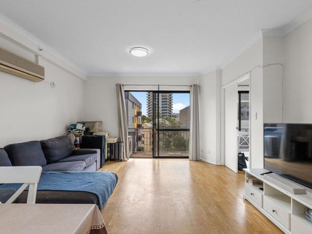 Apartment for sale in East Perth, Perth