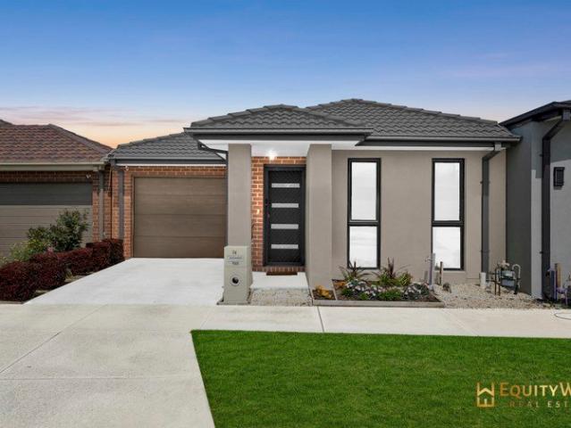 House for sale in Wynbrook, Melbourne