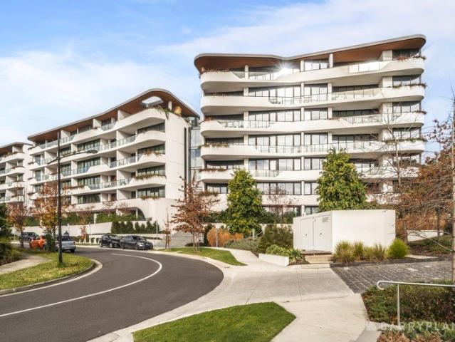 Apartment for sale in Tullamore Doncaster, Melbourne