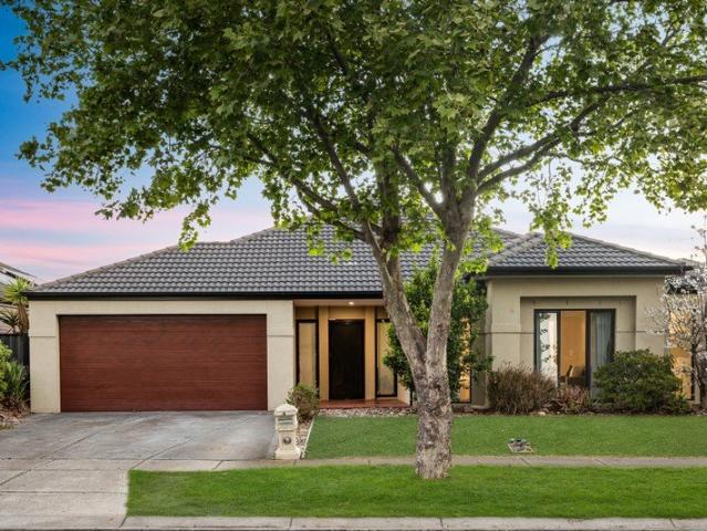 House for sale in Monterey Central, Melbourne