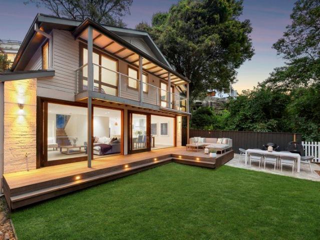House for sale in Lower North Shore, Sydney