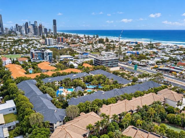 Apartment for sale in Mermaid Beach, Gold Coast City