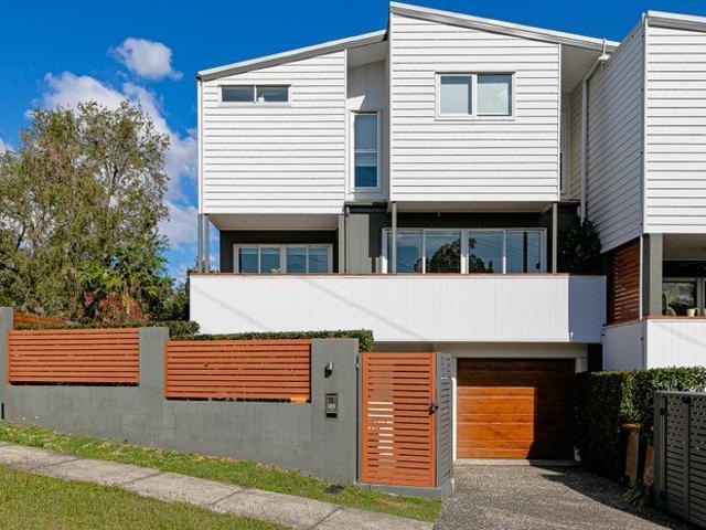 Townhouse for sale in Toombul, Queensland