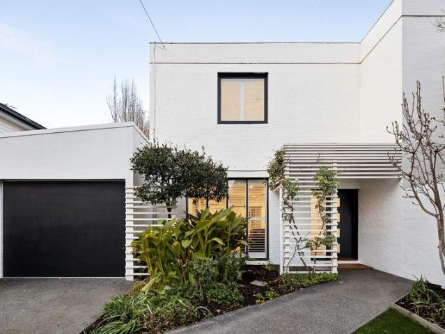 House for sale in Brighton