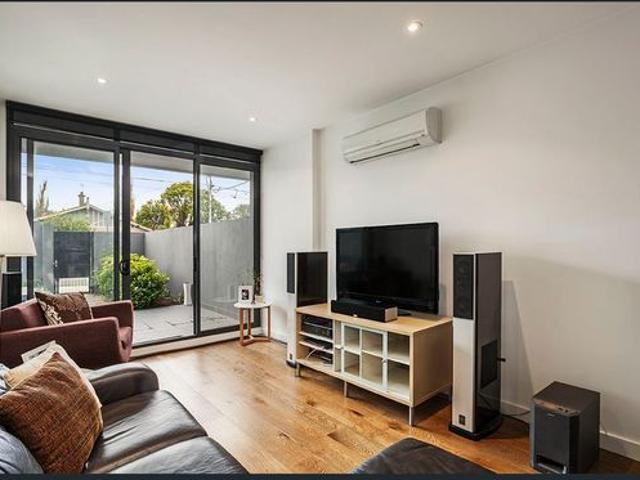 Apartment for rent in Caulfield North, Melbourne