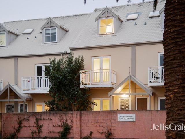 Townhouse for sale in Camerons Creek, Victoria