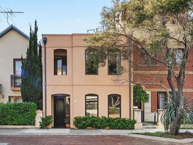Townhouse for sale in North Fremantle, Western Australia