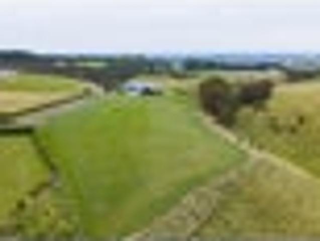 Land for sale in Halcombe