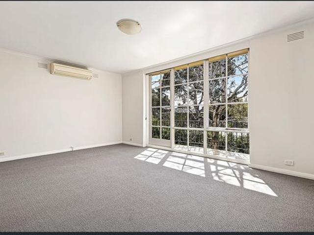 Apartment for rent in Kew, Melbourne