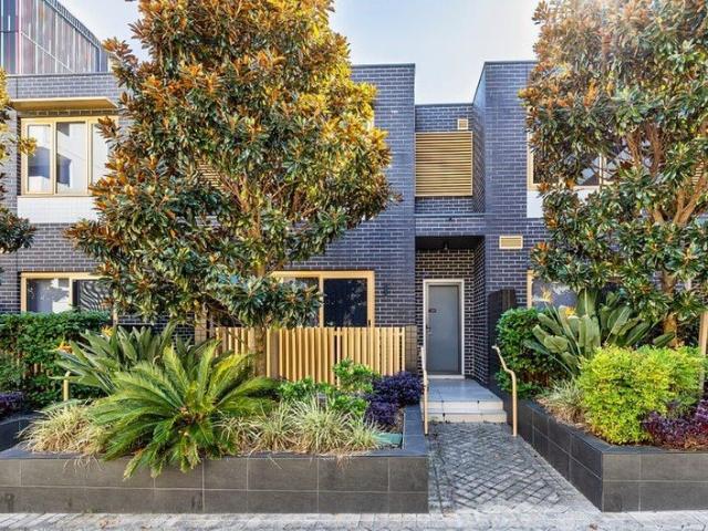 Townhouse for sale in Rosebery, Sydney
