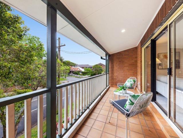 Apartment for sale in Lower North Shore, Sydney
