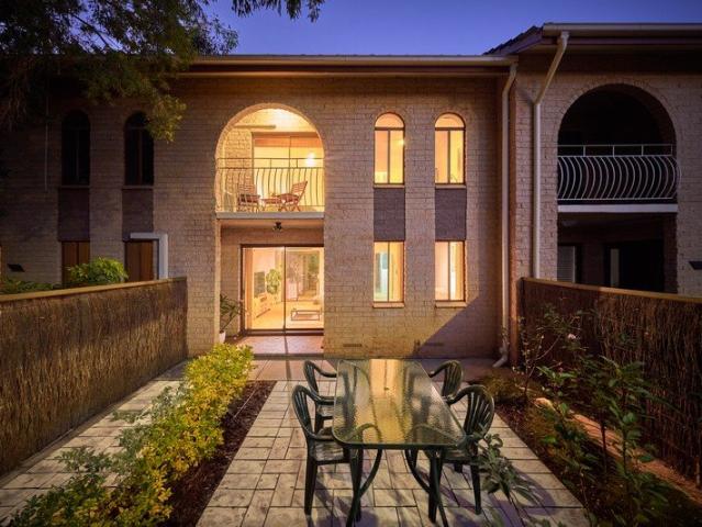 Townhouse for rent in Horseshoe Creek, South Australia