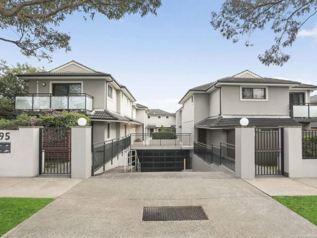 Townhouse for sale in Sydney, New South Wales