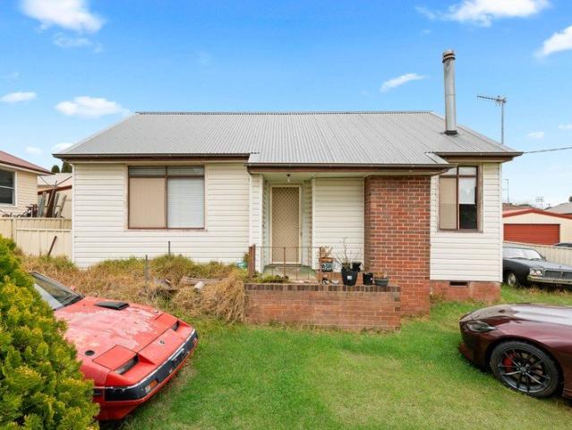 House for sale in Brisbane Grove, New South Wales